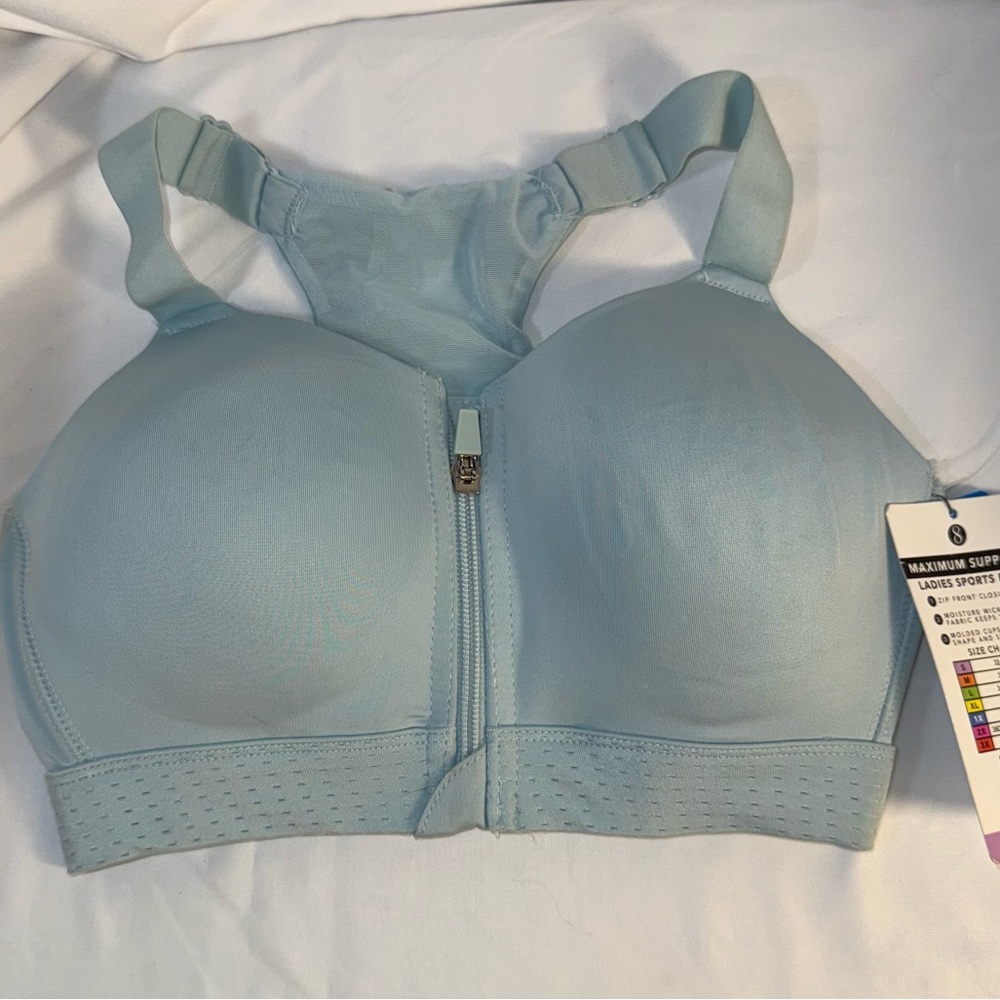 Layer 8 sports bra, wick dry, New with Tags, size Small 32-34 A/B